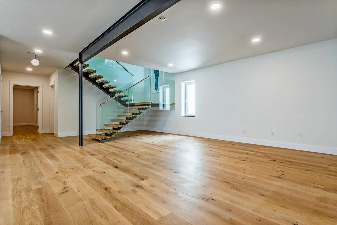 Spray-finishing a large interior surface